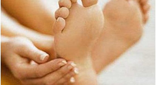 Почему трескается кожа на пятках Почему трескается кожа на пятках