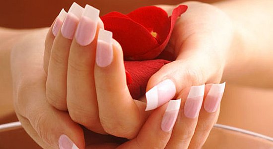 Устраняем ломкость ногтей Устраняем ломкость ногтей