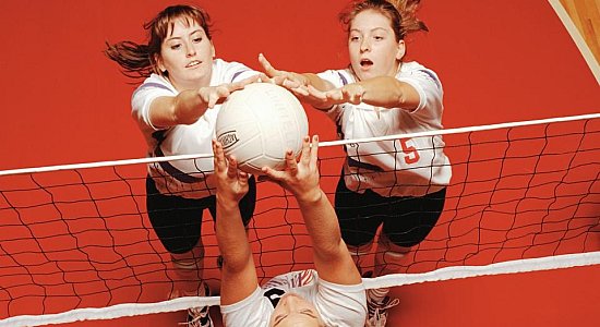 Женщина и волейбол