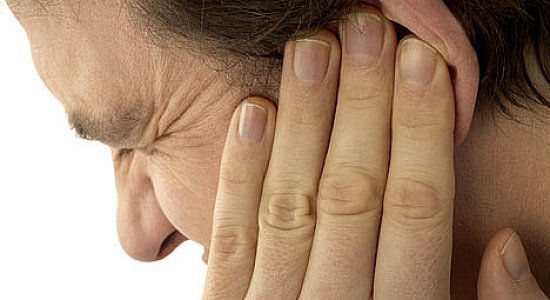 Простуда – причина боли в ушах