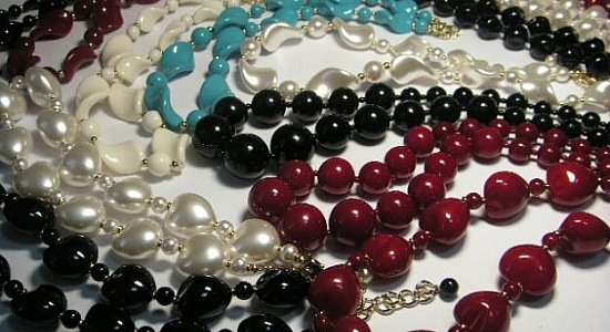 Как правильно выбрать бижутерию? Как правильно выбрать бижутерию?