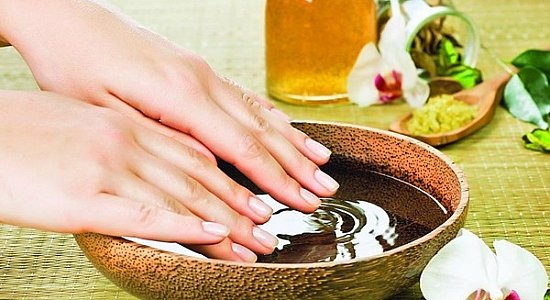 Красивые женские ручки в домашних условиях: рецепты эффективных масок Красивые женские ручки в домашних условиях: рецепты эффективных масок