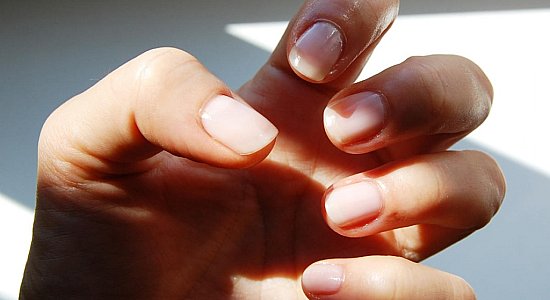 Снятие заусенцев в домашних условиях Снятие заусенцев в домашних условиях