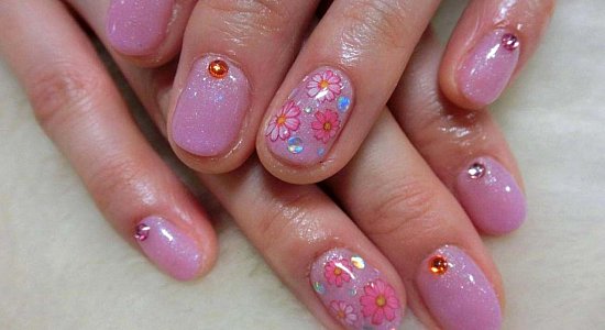 Красивые рисунки на коротких ногтях Красивые рисунки на коротких ногтях