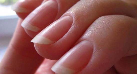 Ухаживаем за ногтями правильно Ухаживаем за ногтями правильно