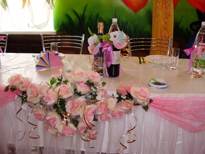 Украшение стола на свадьбу (2)